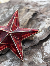 Load image into Gallery viewer, Red star / starfish brooch
